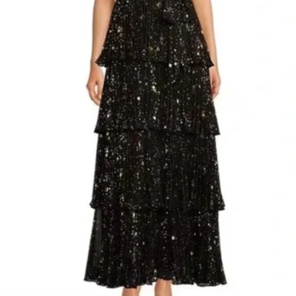 Alex Marie halter gold and black star dress starfall ball dress - Picture 13 of 13